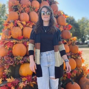 Meet your Posher, Tiffany